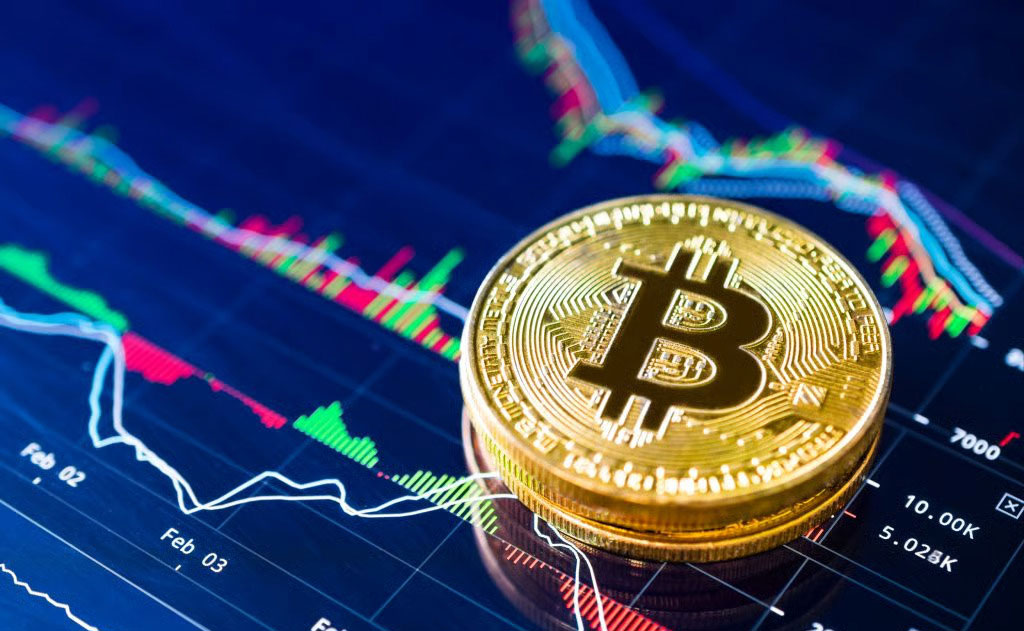 Bitcoin-Hits-$122,000
